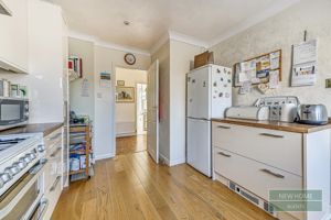 Photo 19- click for photo gallery